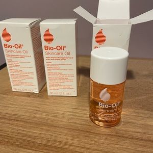 New in box . Bio Oil Bundle